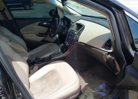 2013 Buick Verano из США, поврежденный, VIN 1G4PP5SK6D4122913